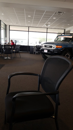 Toyota Dealer «BUCKEYE TOYOTA», reviews and photos, 1903 Riverway Dr, Lancaster, OH 43130, USA