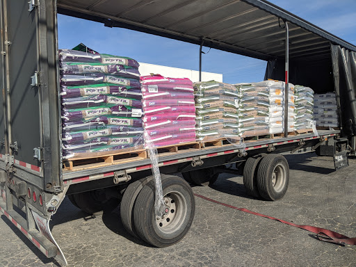 Pet Supply Store «Sutter Orchard Supply», reviews and photos, 573 Bridge St, Yuba City, CA 95991, USA