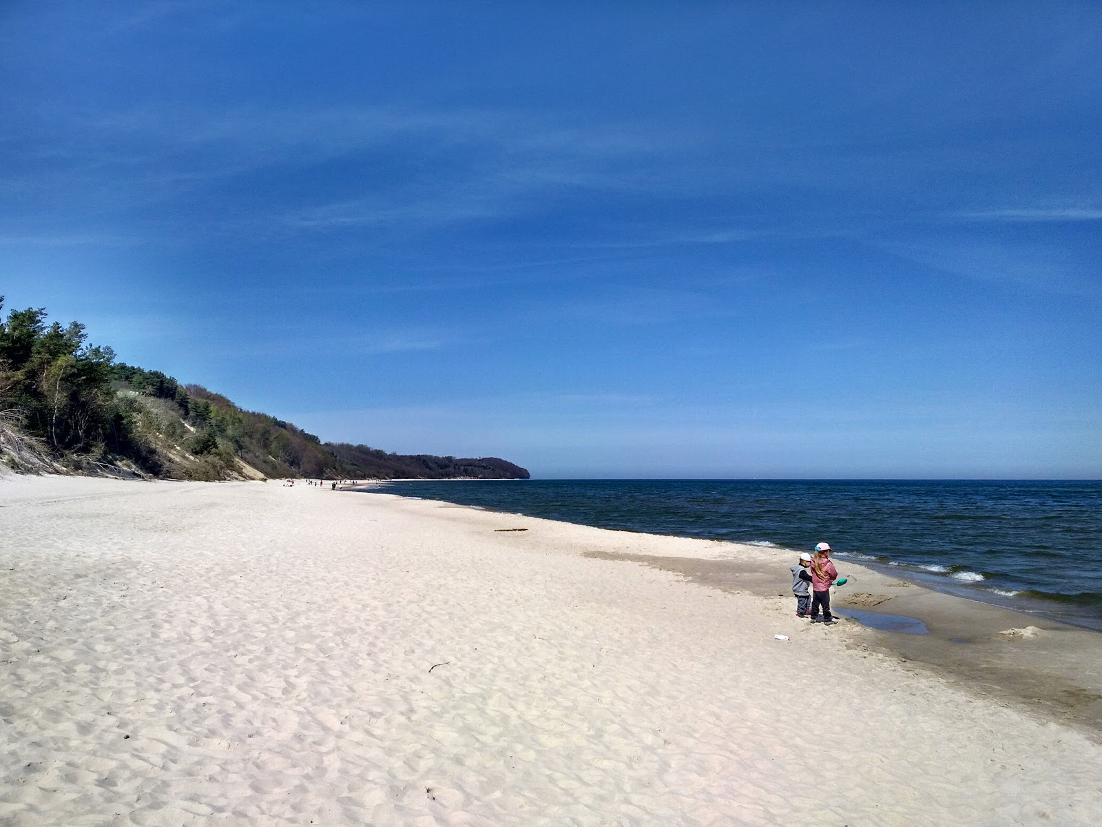 Foto van Chlapowo Beach met helder fijn zand oppervlakte