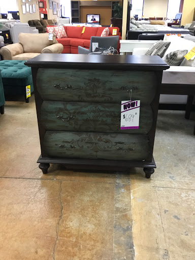 Furniture Store «Furniture Factory Outlet», reviews and photos, 1162 Gateway Loop, Springfield, OR 97477, USA