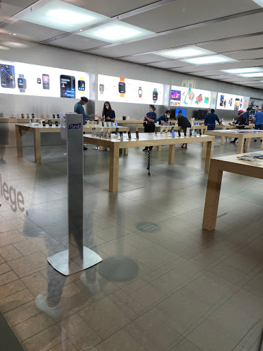 Computer Store «Apple Short Hills», reviews and photos, 1200 Morris Turnpike, Short Hills, NJ 07078, USA