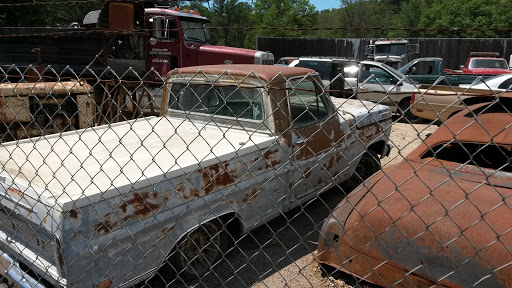 Salvage Yard «Kelseyville Auto Salvage», reviews and photos, 7666 CA-29, Kelseyville, CA 95451, USA