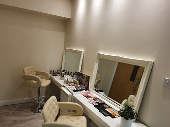 Tatiane Beauticians Gorey