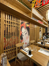 Atmosphère du Restaurant servant des nouilles udon Manpuku à Paris - n°7