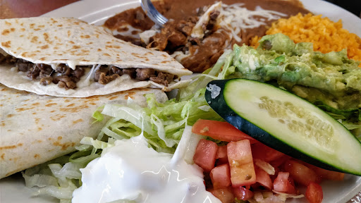 Mexican Grocery Store «El Paso Tacqueria and Latin Market», reviews and photos, 601 Hollywood Blvd, Iowa City, IA 52240, USA