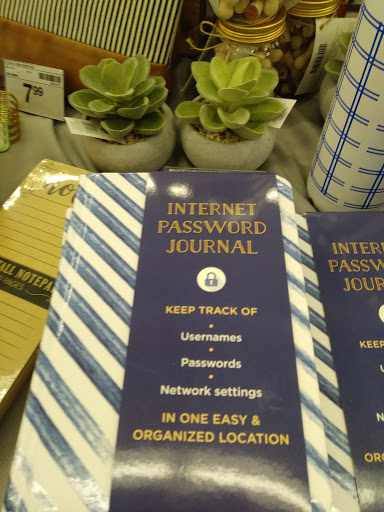 Office Supply Store «Staples», reviews and photos, 1276 Bald Hill Rd, Warwick, RI 02886, USA