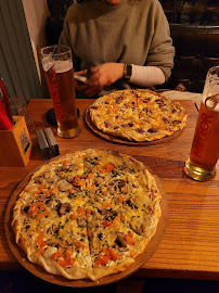 Tarte flambée du Restaurant de spécialités alsaciennes L'Alsacien Besançon à Besançon - n°18