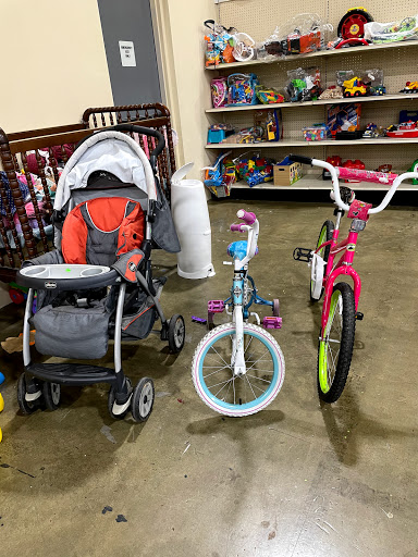 Thrift Store «Missions Thrift Store», reviews and photos, 2721 E Millbrook Rd, Raleigh, NC 27604, USA