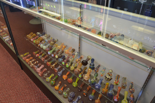 Tobacco Shop «Up-N-Smoke», reviews and photos, 10021 Dixie Hwy, Louisville, KY 40272, USA