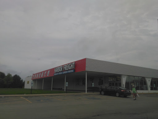 Hardware Store «Harbor Freight Tools», reviews and photos, 7520 W 159th St, Orland Park, IL 60462, USA
