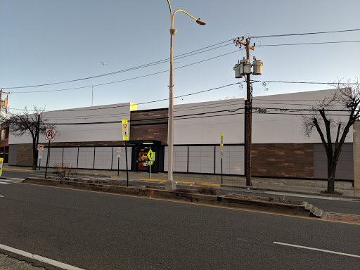 Grocery Store «Everfresh Supermarket», reviews and photos, 533 Middle Neck Rd, Great Neck, NY 11023, USA