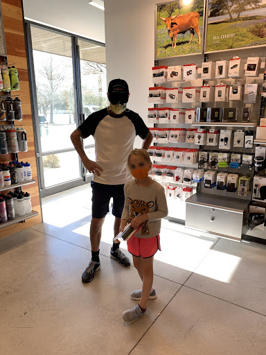 Bicycle Store «Bicycle Sport Shop», reviews and photos, 12005 Bee Cave Rd, Austin, TX 78733, USA