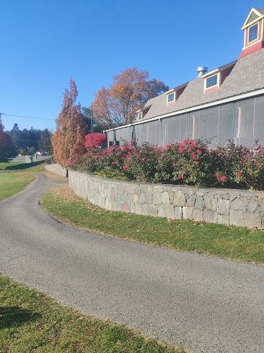 Golf Course «The Links at Outlook & Outlook Tavern Restaraunt», reviews and photos, 310 Portland St, Berwick, ME 03901, USA