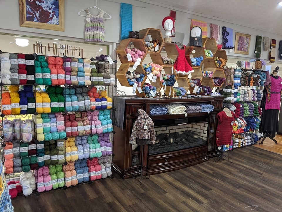 Wood & Knit Be Nice Music Studio