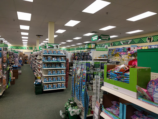 Dollar Store «Dollar Tree», reviews and photos, 10600 France Ave S, Bloomington, MN 55431, USA