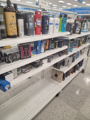 Clothing Store «Ross Dress for Less», reviews and photos, 484 Randall Rd, South Elgin, IL 60177, USA