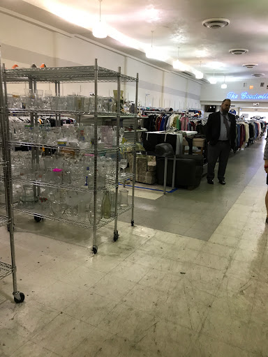 Non-Profit Organization «Goodwill», reviews and photos