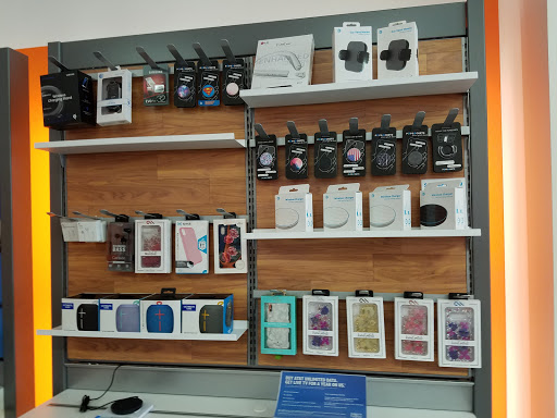Cell Phone Store «AT&T Authorized Retailer», reviews and photos, 108 School St, Glen Cove, NY 11542, USA