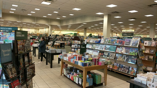 Book Store «Barnes & Noble», reviews and photos, 5301 Belt Line Rd #118, Dallas, TX 75254, USA