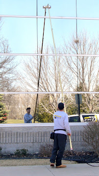 Kalamazoo Window Cleaning - Photo 5 - Car repair in Kalamazoo, MI, Kalamazoo