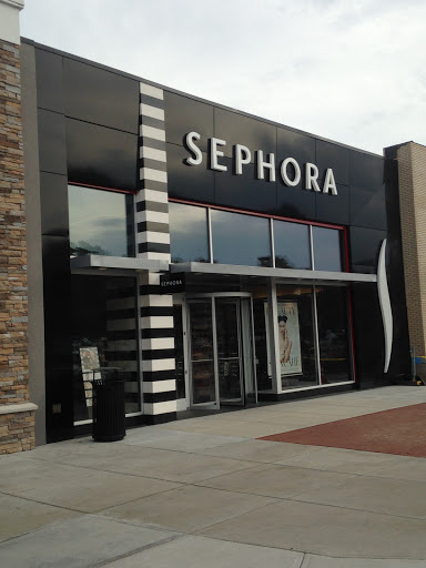 Cosmetics Store «SEPHORA», reviews and photos, 142 Hillside Rd, Cranston, RI 02920, USA