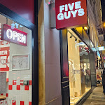 Photo n° 1 de l'avis de Lina.i fait le 29/12/2023 à 17:28 pour Five Guys Chaussée d'Antin à Paris