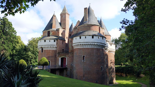 attractions Parc et Roseraie du château de Rambures Rambures