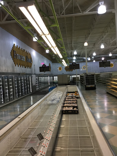 Grocery Store «Bales Marketplace», reviews and photos, 17675 SW Farmington Rd, Aloha, OR 97007, USA