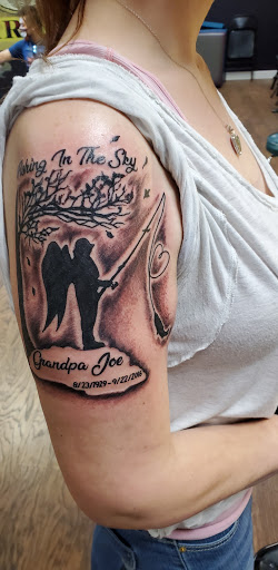 Gift Shop «Skin Deep Studio And Gift Shop», reviews and photos, 1505 E Marshall Ave, Longview, TX 75601, USA