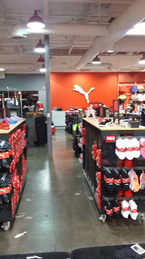 Shoe Store «PUMA», reviews and photos, 3939 S Interstate Hwy 35 #790, San Marcos, TX 78666, USA