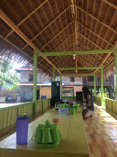 Kedai Sup di Sulawesi Selatan: Temukan Kelezatan Kuliner di Rumah Makan Aroma Resota dan LESEHAN BEBEK SOPPENG