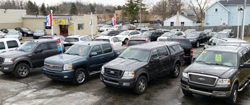 Used Car Dealer «Cars Trucks & More», reviews and photos, 861 E Grand River Ave, Howell, MI 48843, USA