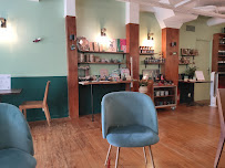 Atmosphère du Café Yeni's à Le Chesnay-Rocquencourt - n°3
