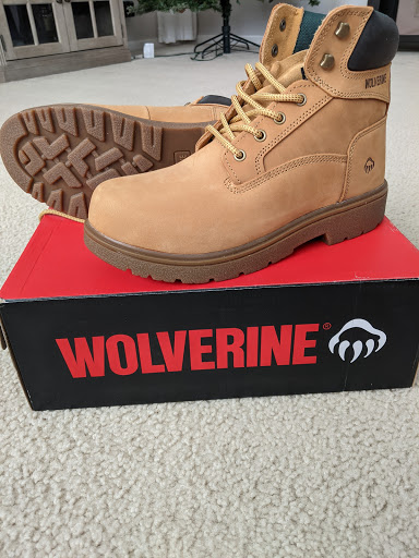 Shoe Store «Famous Footwear», reviews and photos, 726 S Randall Rd, Algonquin, IL 60102, USA