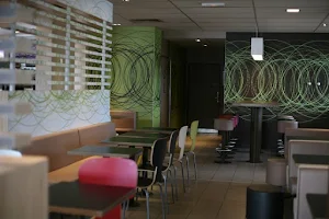 McDonald's Le Pradet image