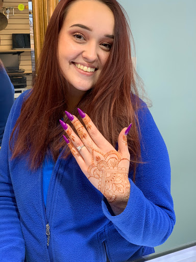 Pawn Shop «Sterling & Knight Jewelry & Pawn», reviews and photos, 109 E St Charles Rd, Villa Park, IL 60181, USA