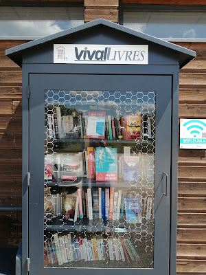 Boite à livres à Valencisse
