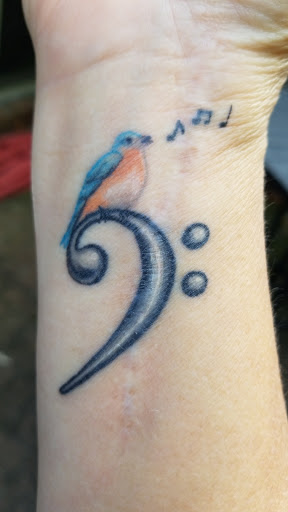 Tattoo Shop «Strange Daze Tattoos», reviews and photos, 1063 M-15, Davison, MI 48423, USA