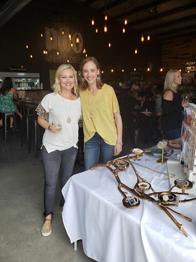 Winery «DUO Winery & Cider Co.», reviews and photos, 2150 Dickinson Ave, Dickinson, TX 77539, USA