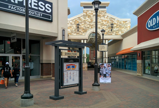 Shopping Mall «Twin Cities Premium Outlets», reviews and photos, 3965 Eagan Outlets Pkwy, Eagan, MN 55122, USA