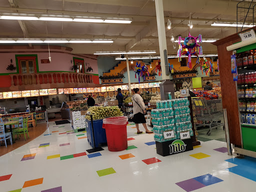 Mexican Grocery Store «Mi Pueblo Food Center», reviews and photos, 330 Bellam Blvd, San Rafael, CA 94901, USA