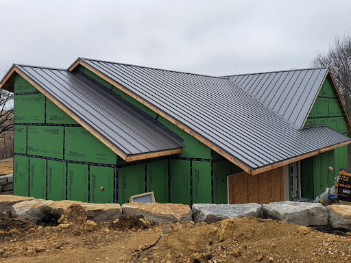 Roofing Contractor «Paramount Roofing and Siding, LLC», reviews and photos, 5531 Femrite Dr, Madison, WI 53718, USA