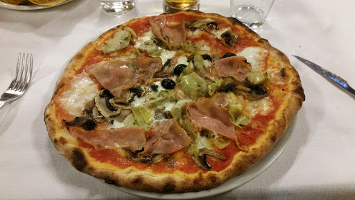 Jovia (La Lanterna) ~ Cucina di Puglia in terra di Marca in Loreto, Provincia di Ancona