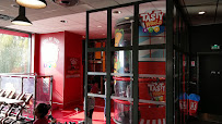 Atmosphère du Restaurant KFC Douai Sin le Noble à Lambres-Lez-Douai - n°7