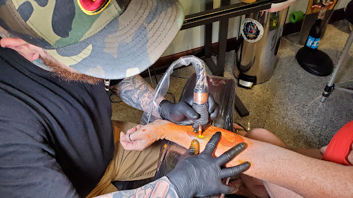 Body Piercing Shop «Blue Horse Shoe Tattoo and Piercing», reviews and photos, 3513 Virginia Beach Blvd, Virginia Beach, VA 23452, USA