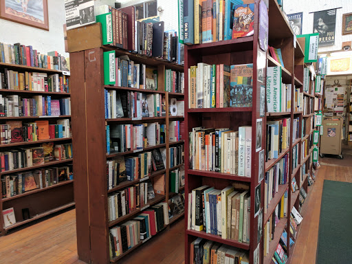 Book Store «Walden Pond Bookstore», reviews and photos, 3316 Grand Ave, Oakland, CA 94610, USA