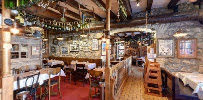 Atmosphère du Restaurant La taverne Fischer à Annecy - n°4