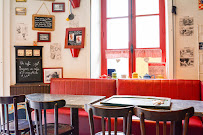 Atmosphère du Restaurant Caf&Couette à Sainte-Suzanne-et-Chammes - n°5