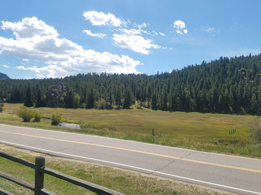 Day Spa «TallGrass Aveda Spa & Salon», reviews and photos, 997 Upper Bear Creek Rd, Evergreen, CO 80439, USA