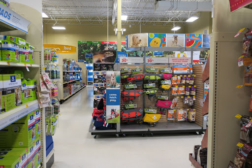 Pet Supply Store «PetSmart», reviews and photos, 8537 W Grand River Ave, Brighton, MI 48116, USA